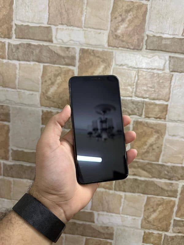 IPHONE XS MAX BLACK 64GB PTA APPROVED 0