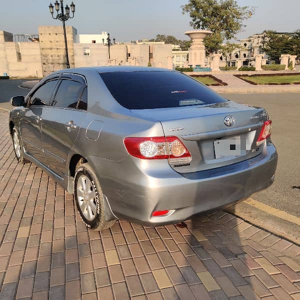 Toyota Corolla Altis 2014 5