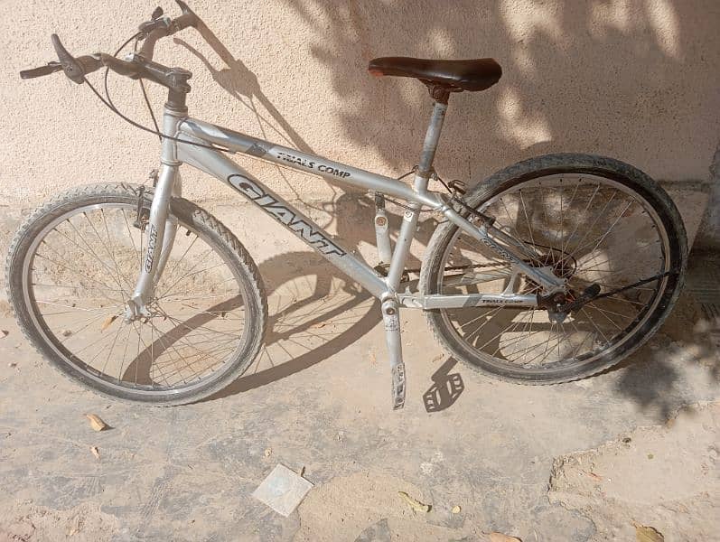 Giant bicycle for sale 2