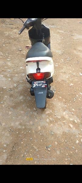 Honda Dio Scooty for ladies 0