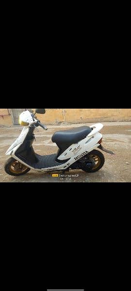 Honda Dio Scooty for ladies 3