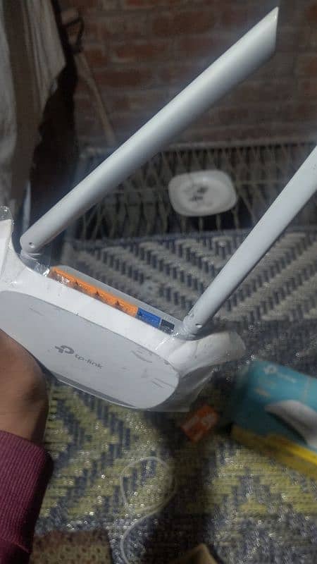 tp link router Wr804n 2