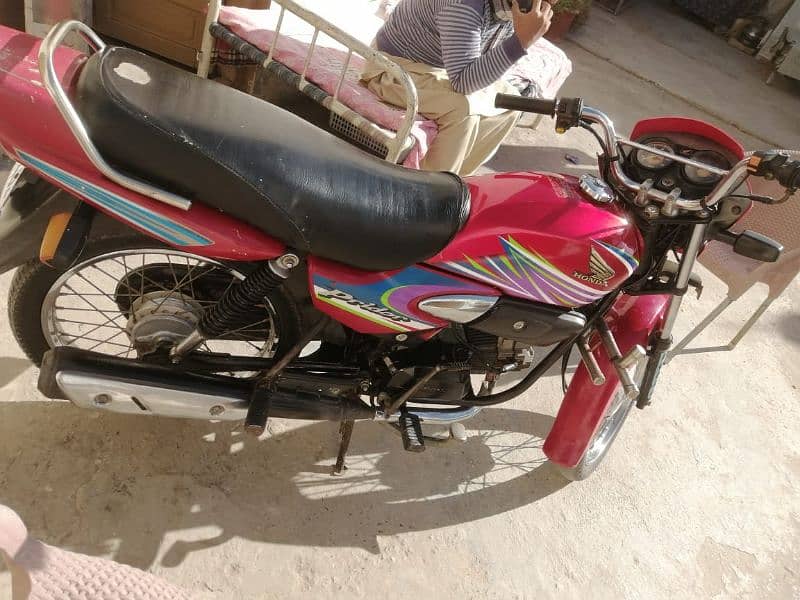 Honda 100 gujranwala nomber 11