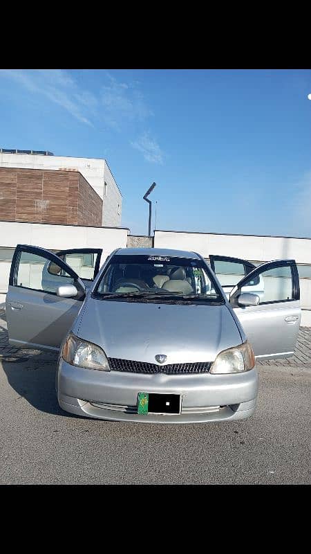 Toyota Platz 2007 1