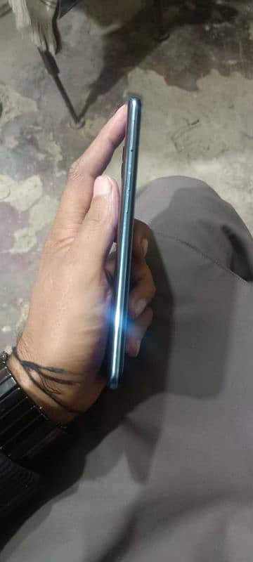 oppo f17pro  8+8=128 6