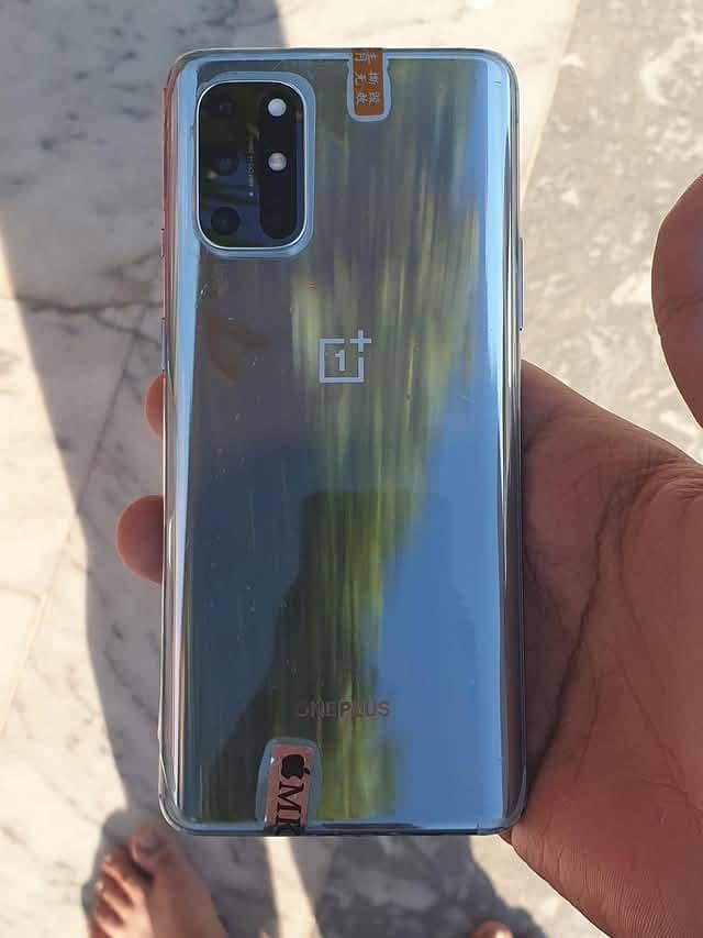 OnePlus 8T 1