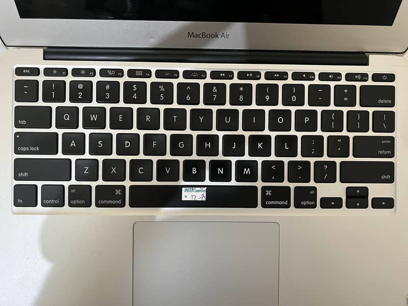 MacBook Air 2012 FOR SALE 2