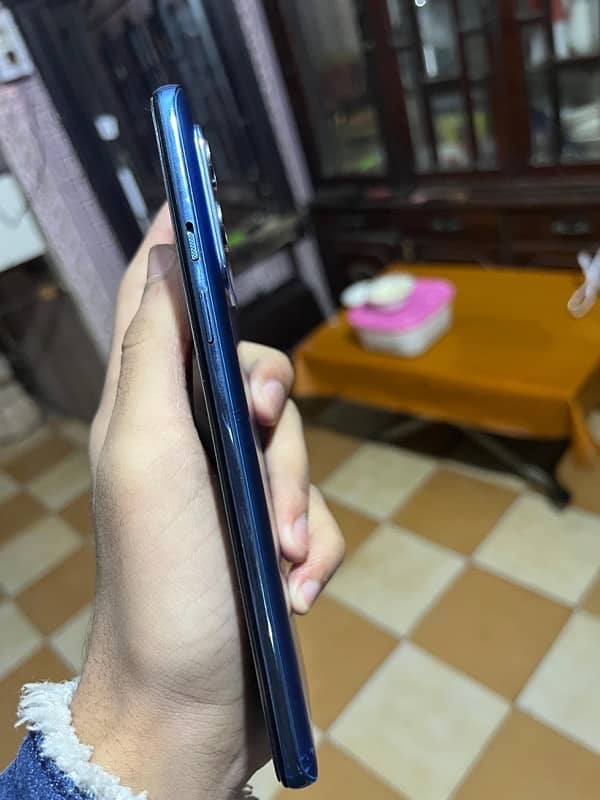 one plus 9 12/256 urgent sale 3