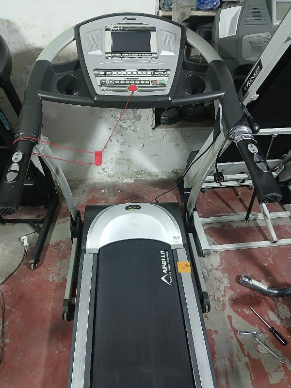 treadmils. (0309 5885468). ellapticals. spin bikes. gym cycles 10