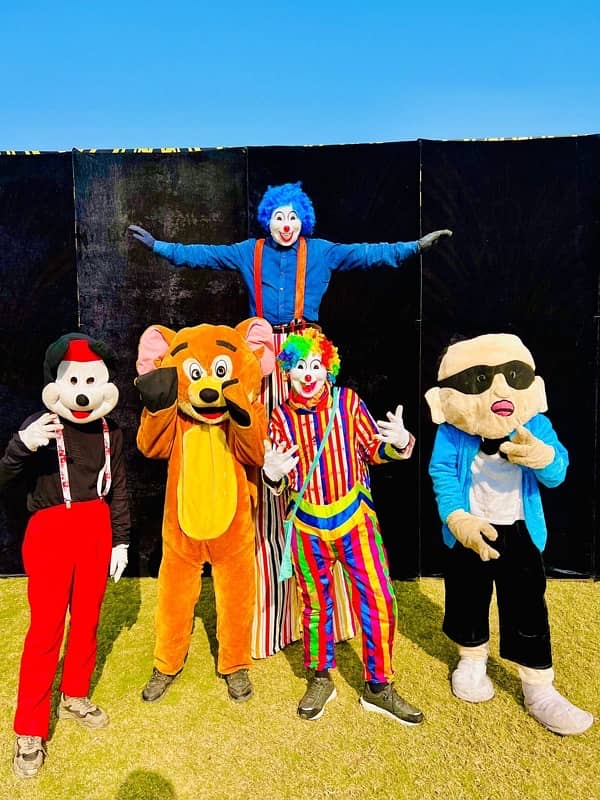 Magic Show/Puppet Show/Clowns/Face Painting/Jumping Castle/Balloons 4