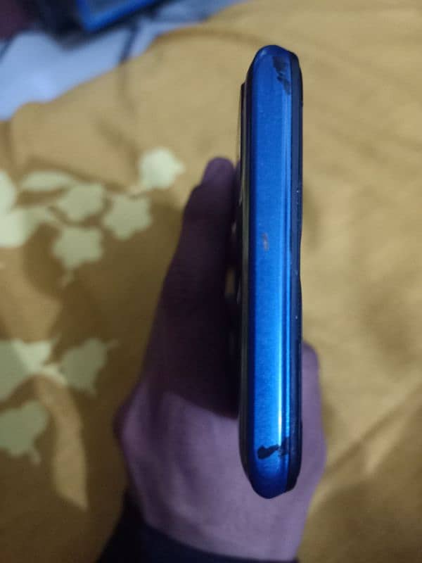 Infinix hot 11 play 8/10 condition 3