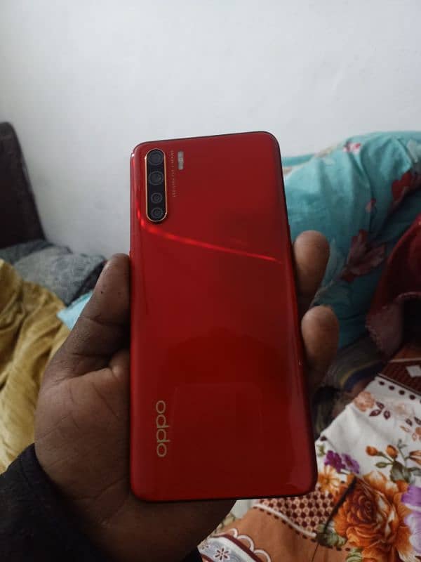 Oppo f15 3