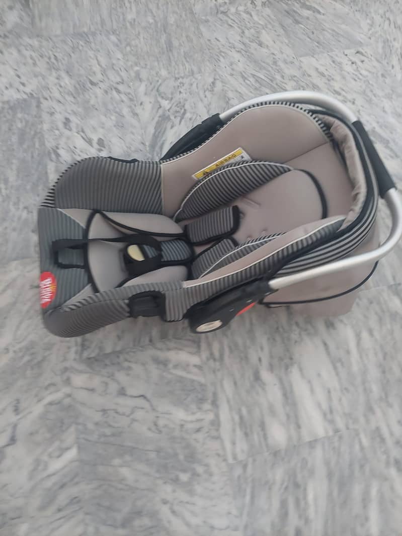 Kids Pram | Baby Stroller | Kids Belt | Baby Cot for sale 9