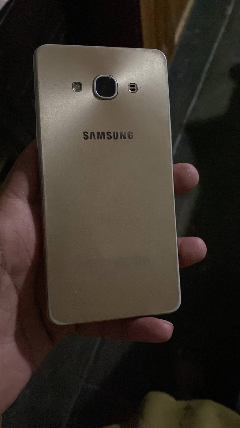 samsung j3 pro 3