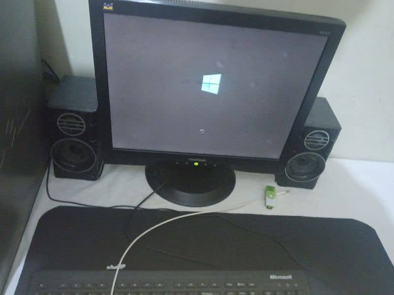 PC for sale core 2 du 14