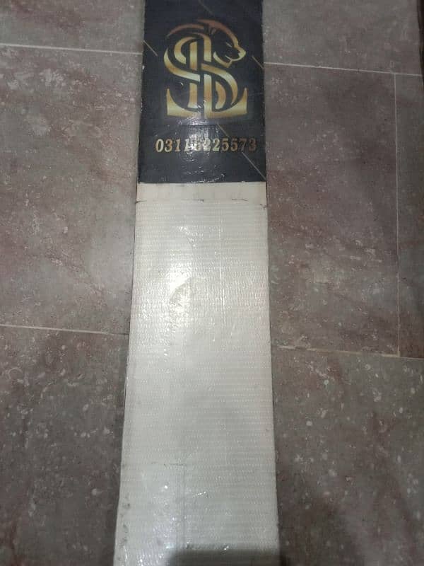 Rawalakot wood bat available 3