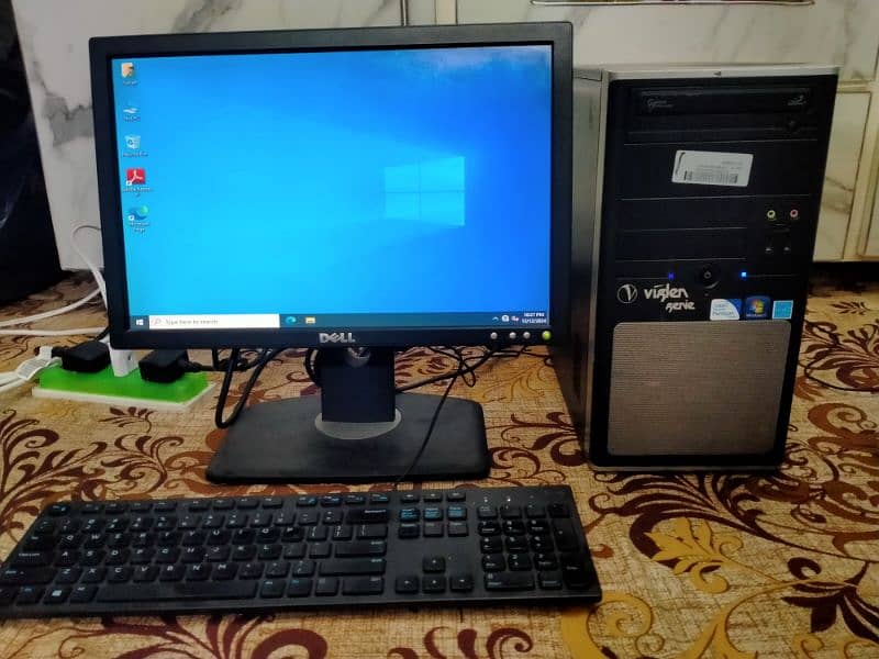 I'm selling All computer system with CPU LCD and Accessories 0