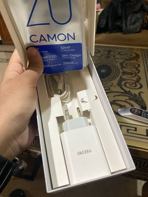 TECNO CAMON 20 7