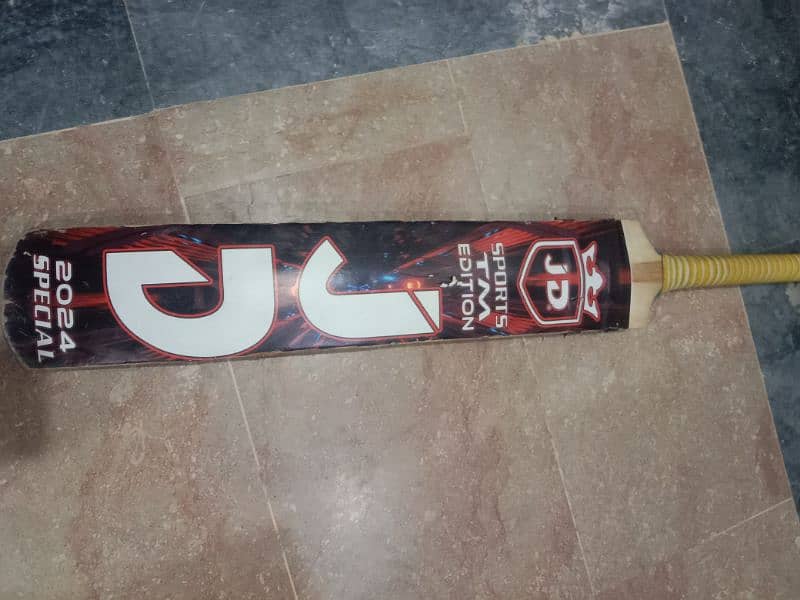 Slightly used bat for sale 4