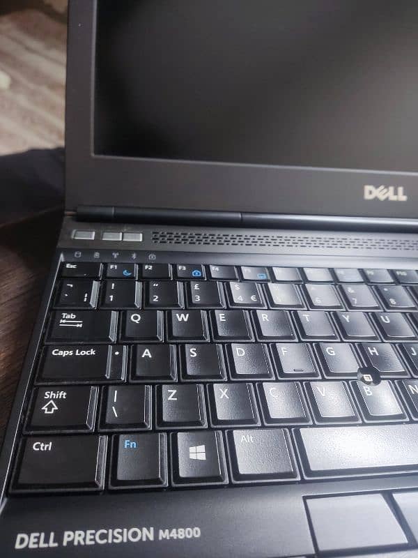 DELL PRECISION M4800 EXCELLENT CONDITION 0