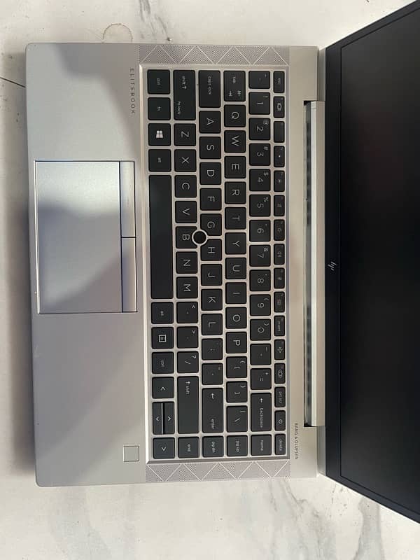 HP EliteBook 840 G7 2