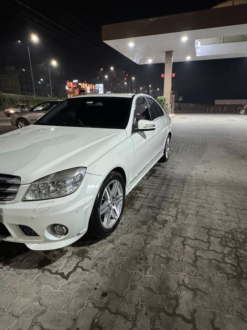 Mercedes Benz C Class C200 2009 Model 2