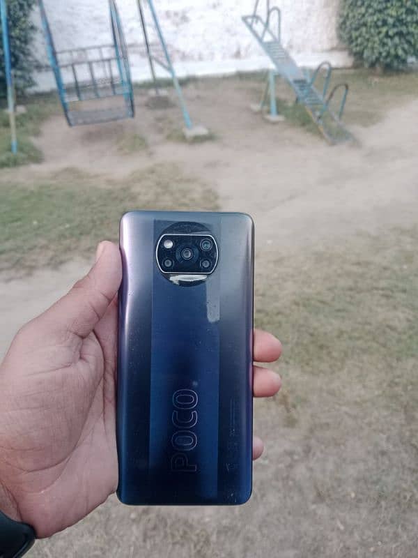 poco x3 pro 8// 256 gb 0