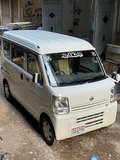 Nissan clipper