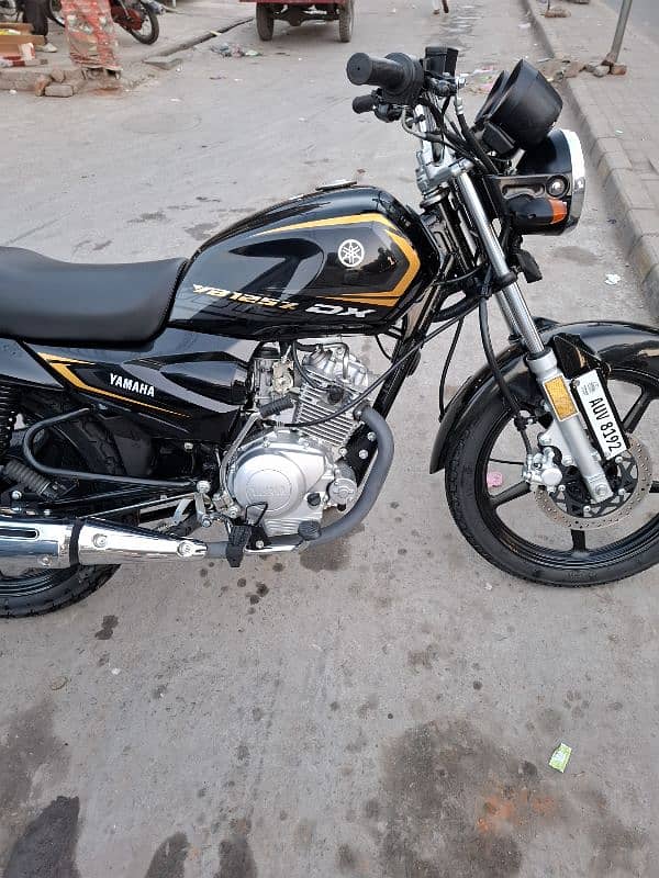 ybr 125z dx all ok lush condition no any fault new bike 17