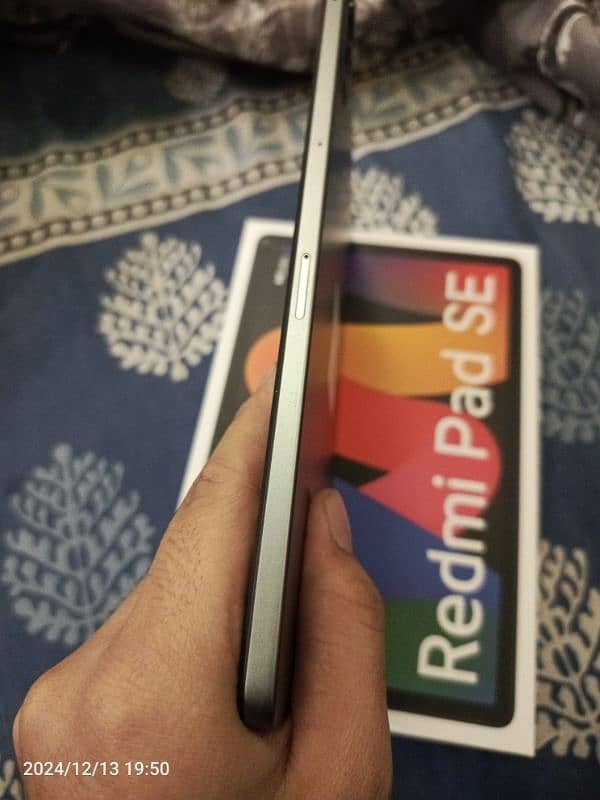 Selling new Redmi pad SE 8/128gb 4