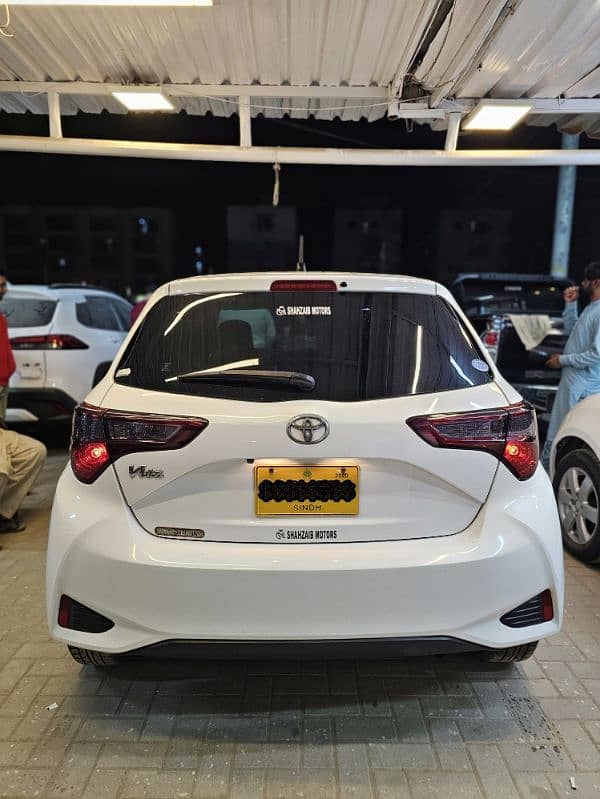 Toyota Vitz 2017 1