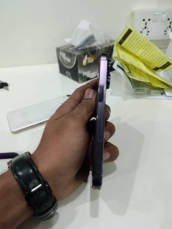 Iphone 14pro 128 deep purple 5