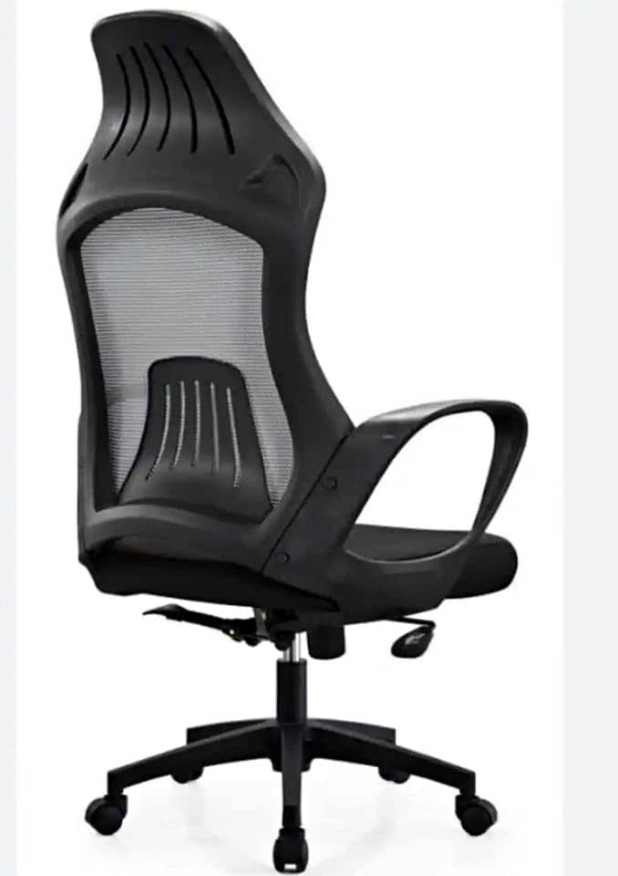 Executive chairs|Office Chairs|Headrest supported chairs 4