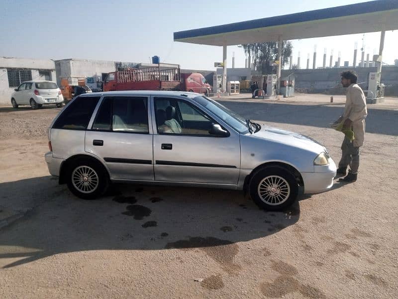 Suzuki Cultus VXL 2004 3