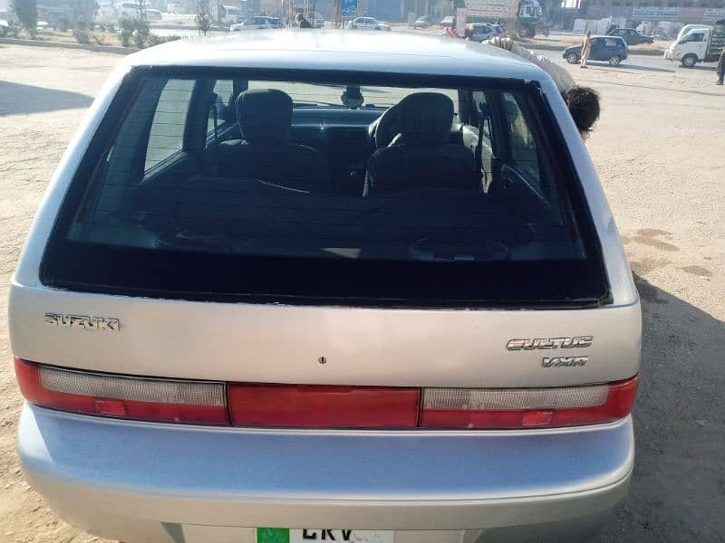 Suzuki Cultus VXL 2004 4