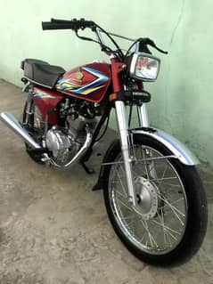 Honda 125 2018 model full genuine condition