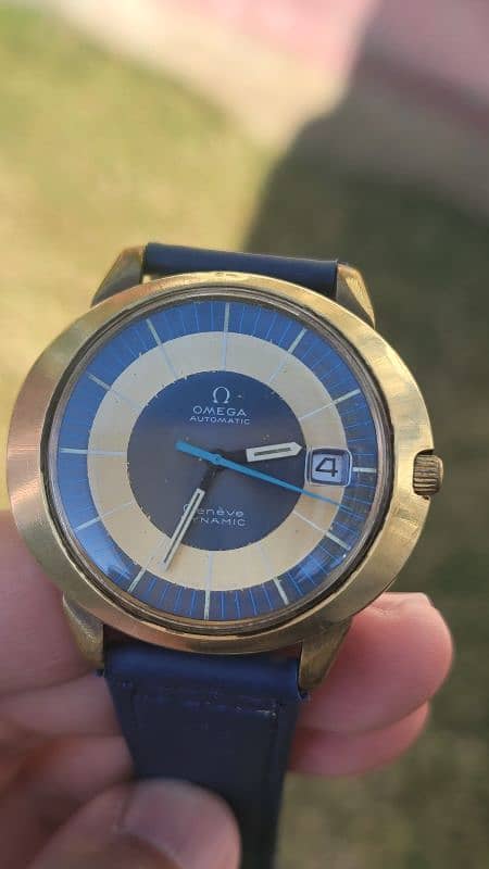 Omega geneve dynamic gold and blue 0