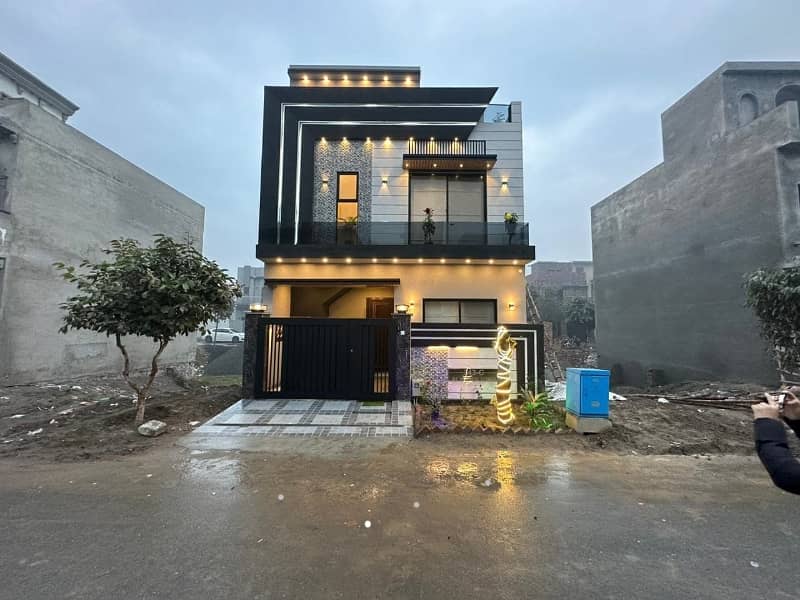 3 Years Installment Plan Luxury Brand New House In Park View City Lahore 0