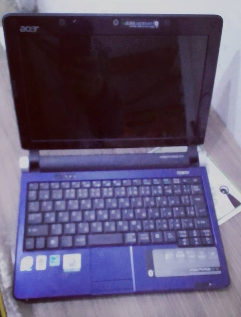 Acer Aspire One 0