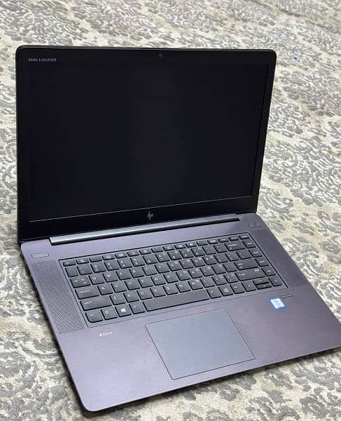 Hp Zbook Studio G4(4K), i7 7th, 16gb, 256gbssd, 4gb Graphics 4