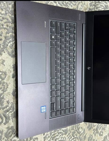 Hp Zbook Studio G4(4K), i7 7th, 16gb, 256gbssd, 4gb Graphics 5