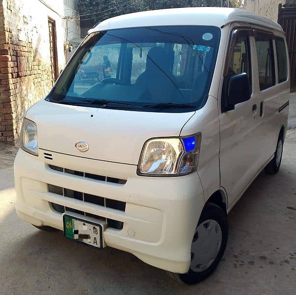 Daihatsu Hijet 2013 2