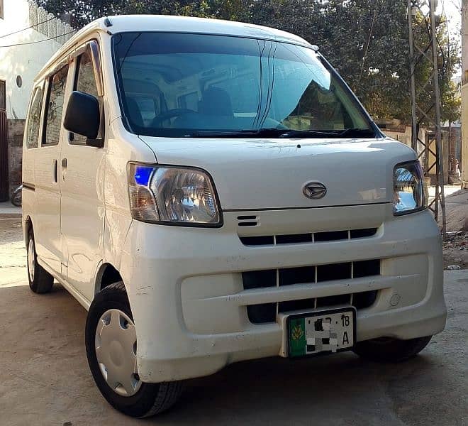 Daihatsu Hijet 2013 4