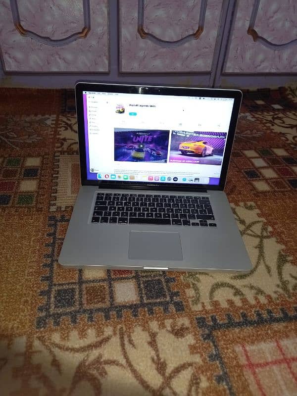 APPLE MACBOOK PRO 2010 CORE i7  16 GB RAM 2