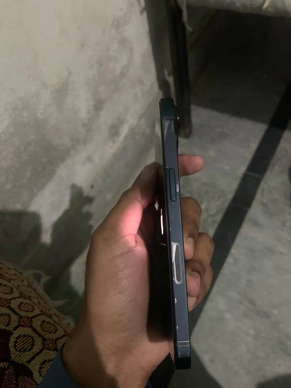 IPHONE 13 Non Pta 9