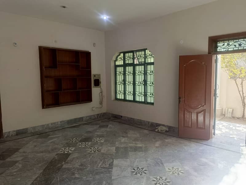 12 Marla Single Storey Full House Available For Rent (Near Packages Mall) 1