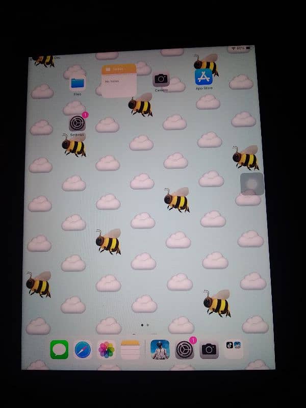 I Pad 8th genration 32Gb Wifi version cond  10/8 Exchange possie 0