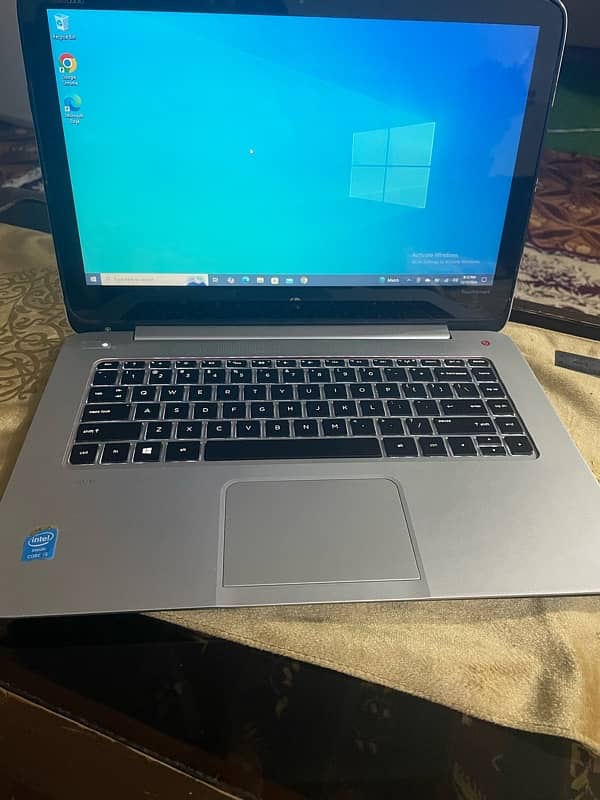 Laptop in excellent condition for sale 4