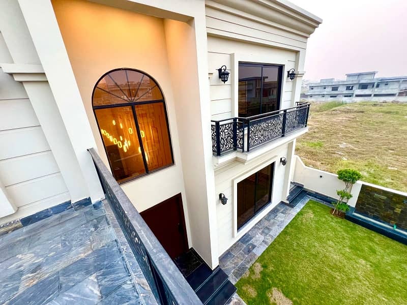 1.5 KANAL LUXURY BRAND NEW HOUSE FOR SALE MULTI F-17 ISLAMABAD ALL FACILITY AVAILABLE CDA APPROVED SECTOR MPCHS 17