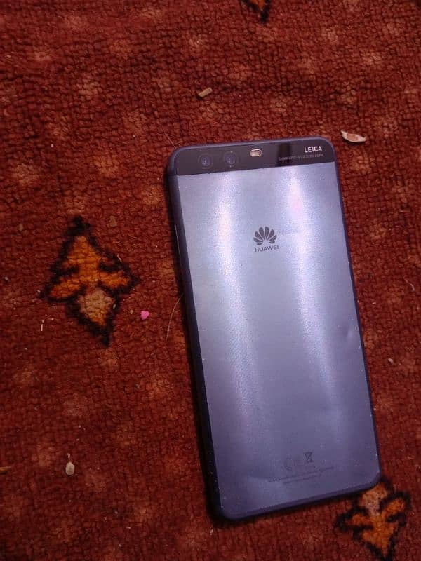 HUAWEI P10 Plus 6/128 10